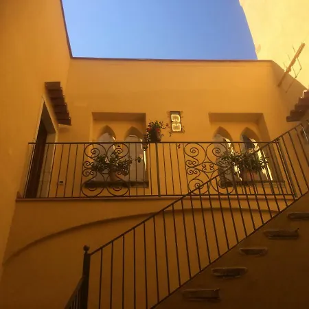 Apartment Casa Elide Centro Storico